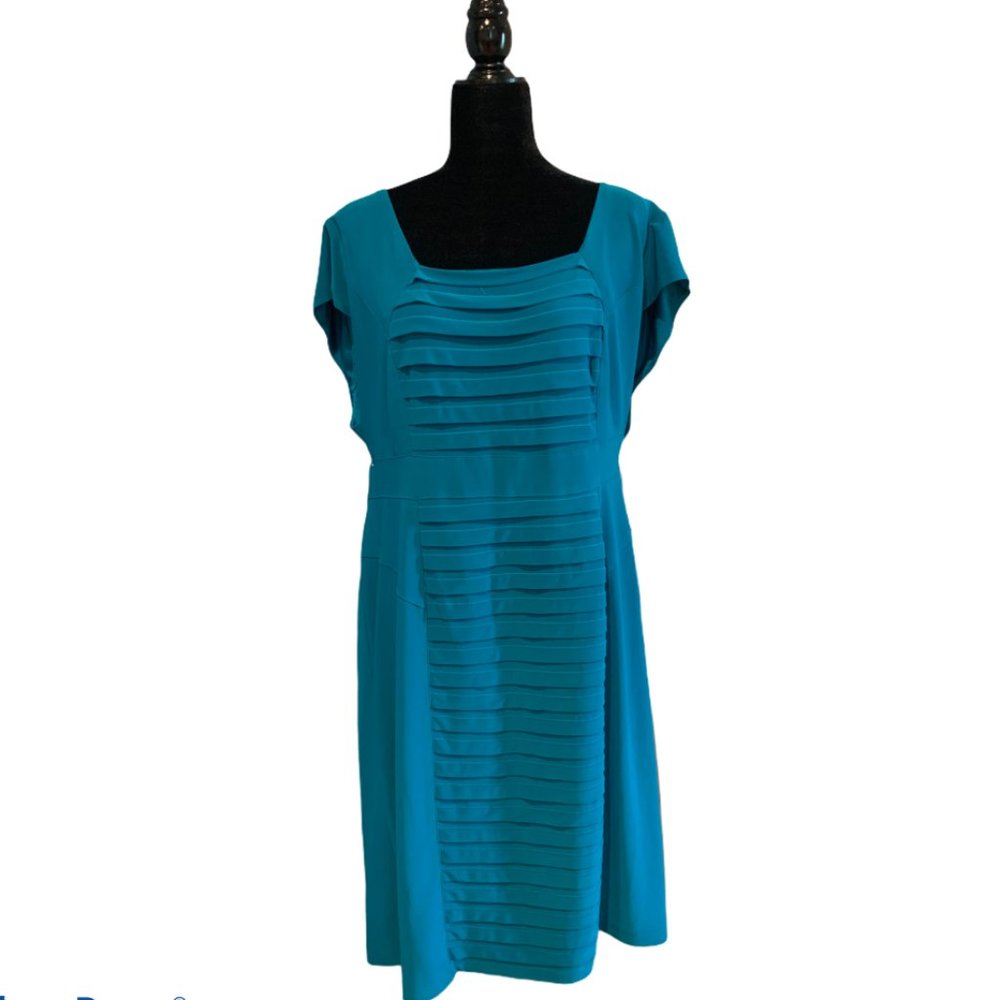 Adrianna Papell Teal Dress Size 22W